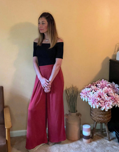 Wide Leg Pants clothing, elastic waist pant, high rise pants, Lookin' Chic Wide Leg Pants, pleated front, Resort style pants, ribbed pants, soft ribbed fabric, wide leg pants Size: Small, Medium, Large, XL