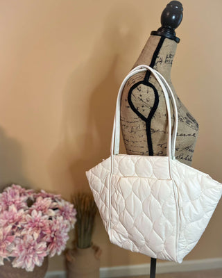 Puffer Tote Bag exterior zipper pocket, preslee petite puffer tote, pretty simple, puffer bag, puffer tote bag, quilted puffer polyester, shoulder bag, Tote bags, totes