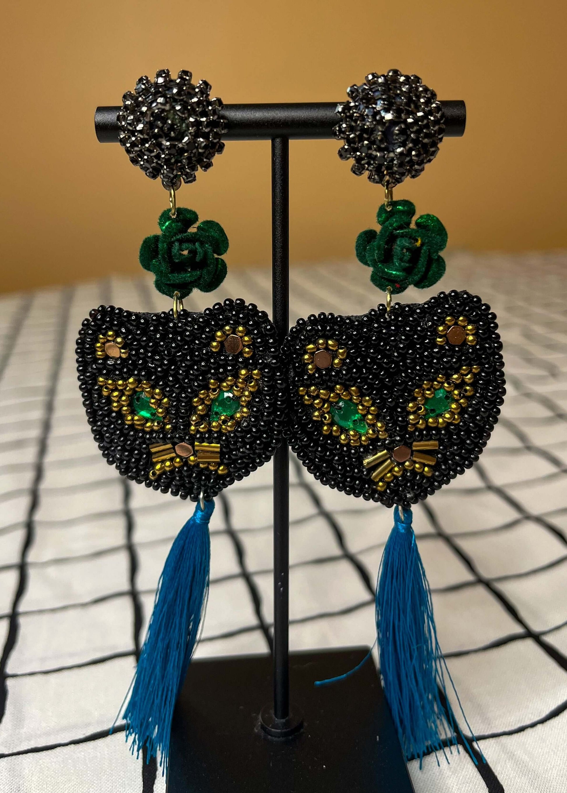 Earrings cat earrings, earrings, fall earrings, halloween earrings