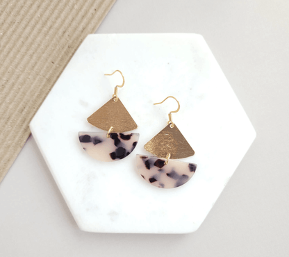 Earrings ava earrings, ava earrings blonde tortoise, earrings, gold-plated brushed brass, gold-plated hooks, Plant-based acetate acrylic