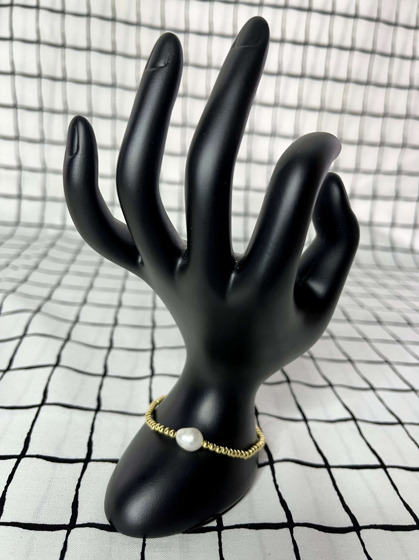 Bracelet accessories, accessory, apparel & accessories, gold bead streatch bracelet with single pearl, gold beaded bracelet, gold beaded streatch bracelets, stackable bracelets, stretch bracelets